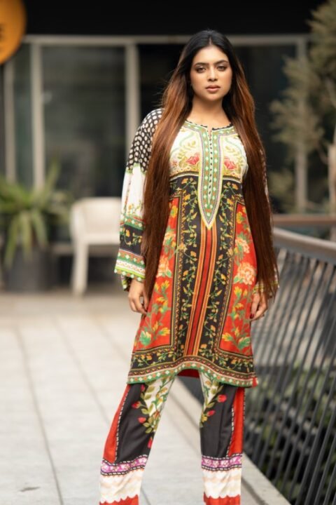 Elegant Embroidered Cotton Salwar Kameez